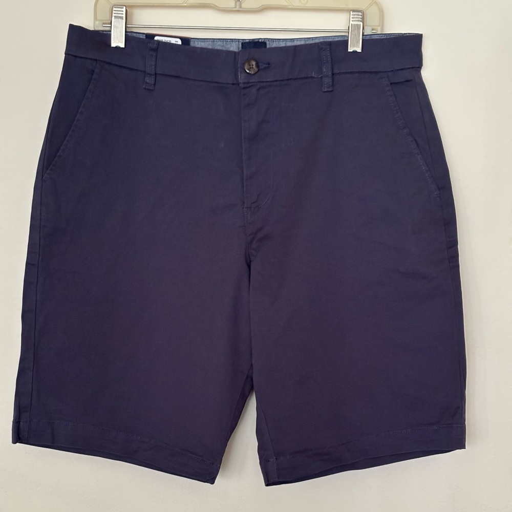 NWT GAP Men’s Dark Blue Vintage Shorts Size 34